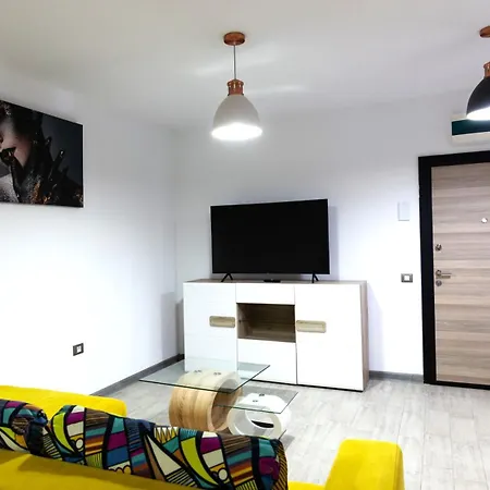 Alv Indoor Pool & Alezzi Apartment *